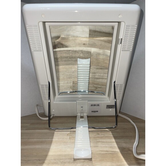 CONAIR Lighted Vanity With 1x & 10x Magnifying Mirrors & 4 Light Settings - Picture 5 of 10